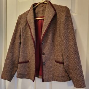 Vintage Tweed Brown / Burgandy Trim Blazer